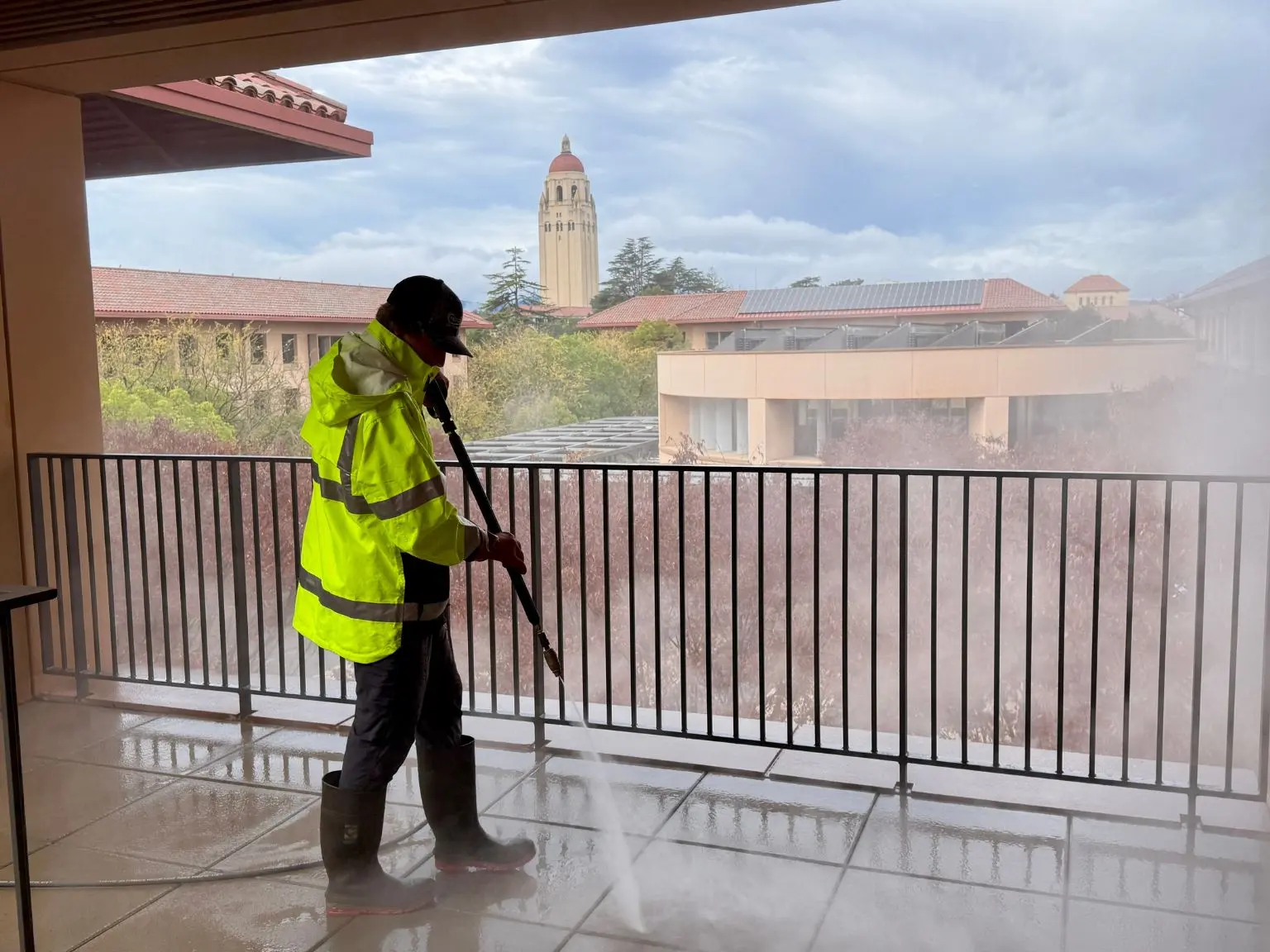 Commercial exterior cleaning at stanford university — pacific exterior