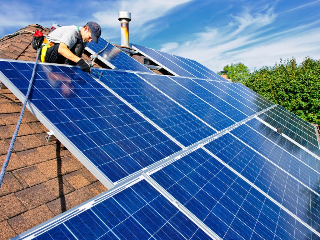 The Do'S And Don’ts Of Cleaning A Roof 6 Roof cleaning before solar panel installation